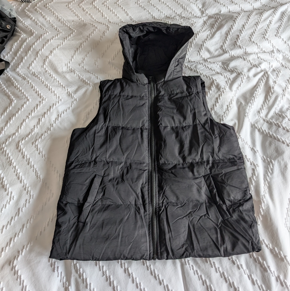 Puffer vest jacket with hood